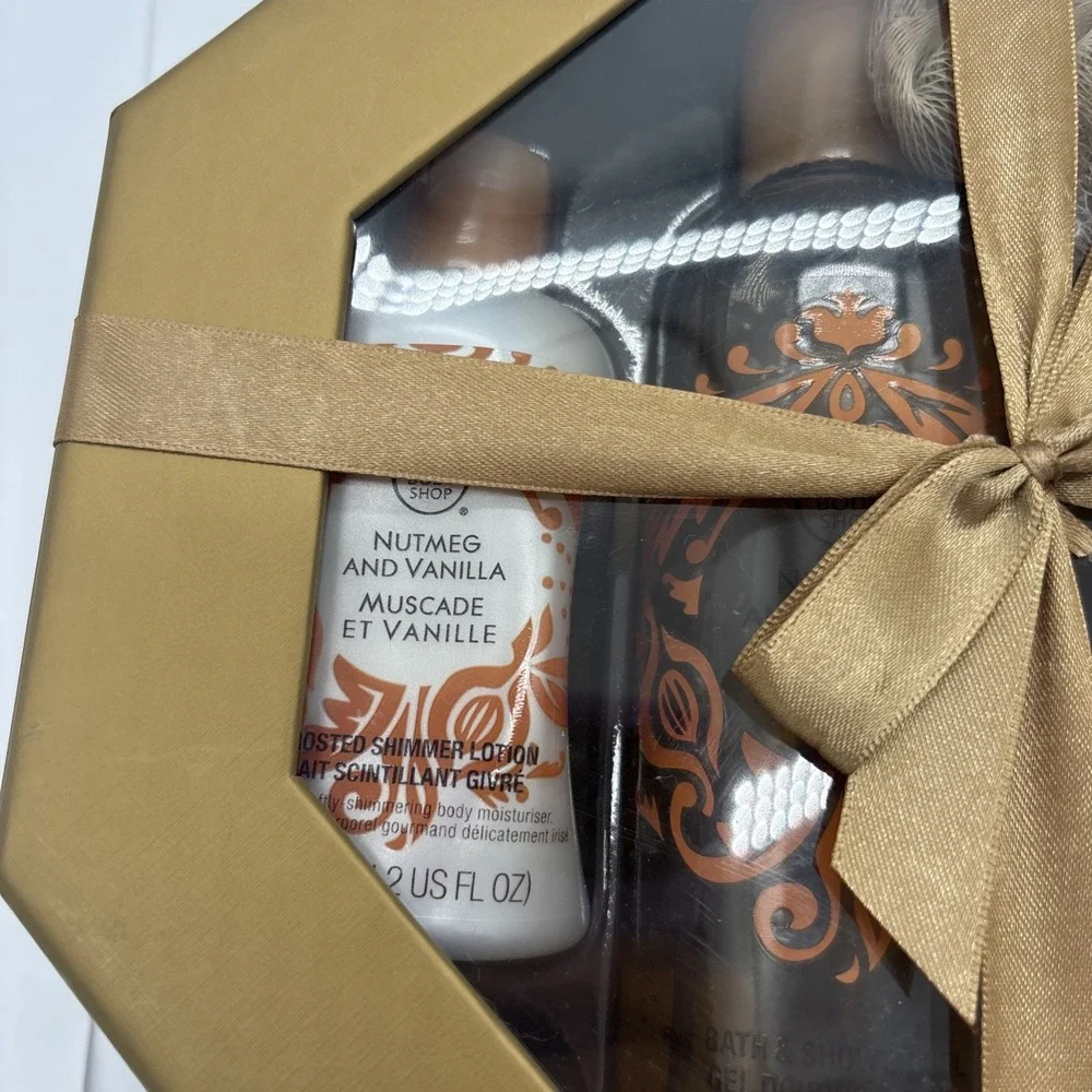 Rare Old Stock, Discontinued The Body Shop Nutmeg/ Vanilla Wrapped 5 Pc Gift Set